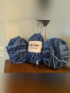 Bernat Blanket Yarn North Sea Chenille Super Chunky 3 X 300g Skiens & Extras